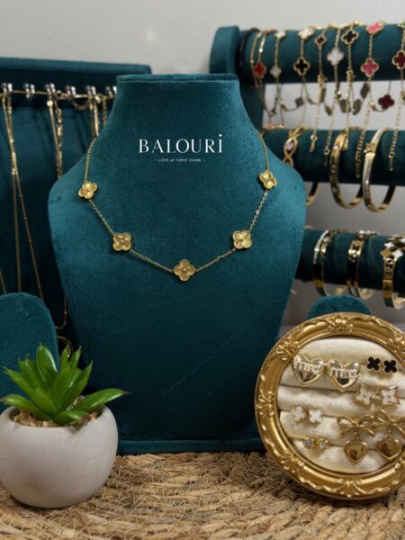GOLD CLOVER NECKLACE