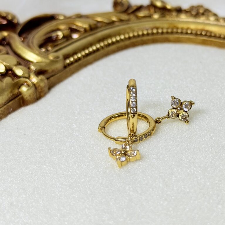 GOLD FLOWER HOOPS