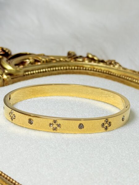 GOLD ZIRCONIA BANGLE