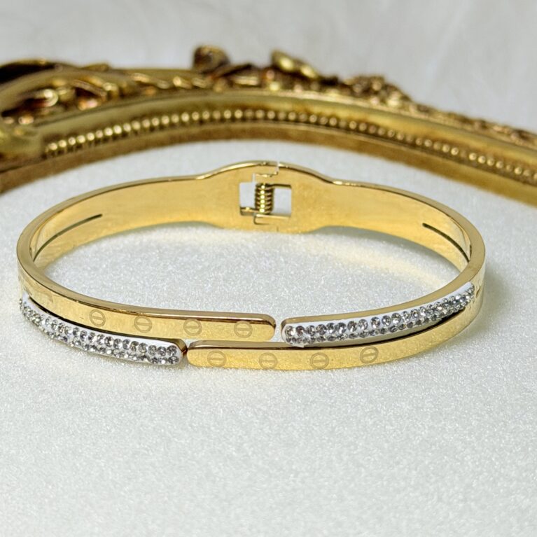 GOLDEN GLOW BRACELET