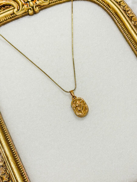 ROSEA NECKLACE