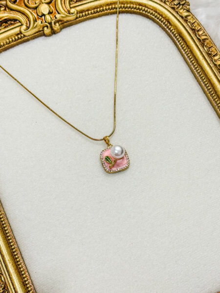 DAISY NECKLACE