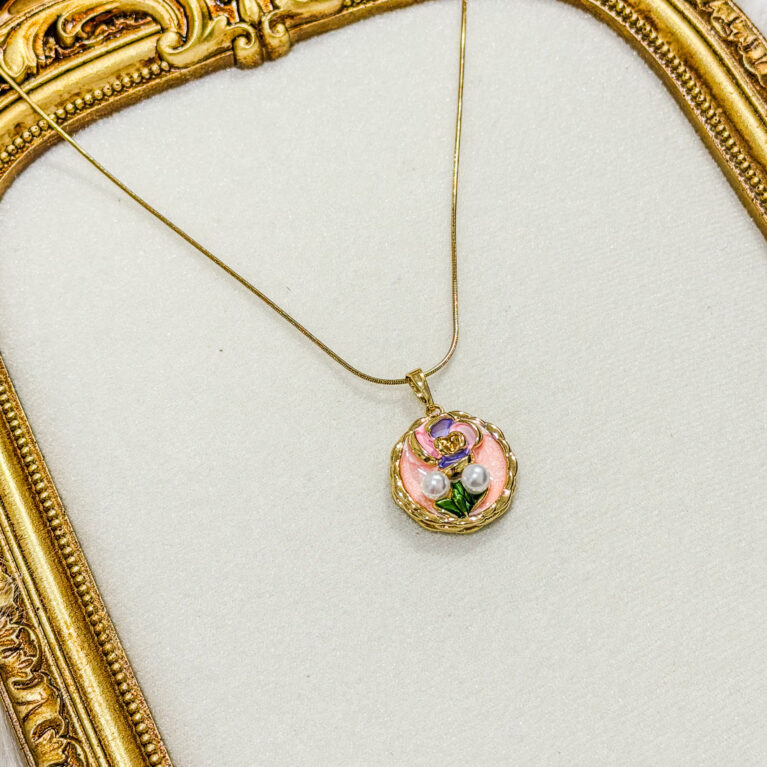 BLOOM NECKLACE