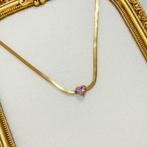 BLUSH LOVE NECKLACE