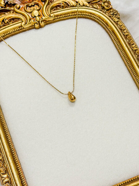 DEW NECKLACE