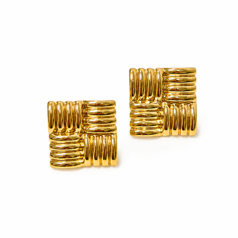 NOA EARRINGS
